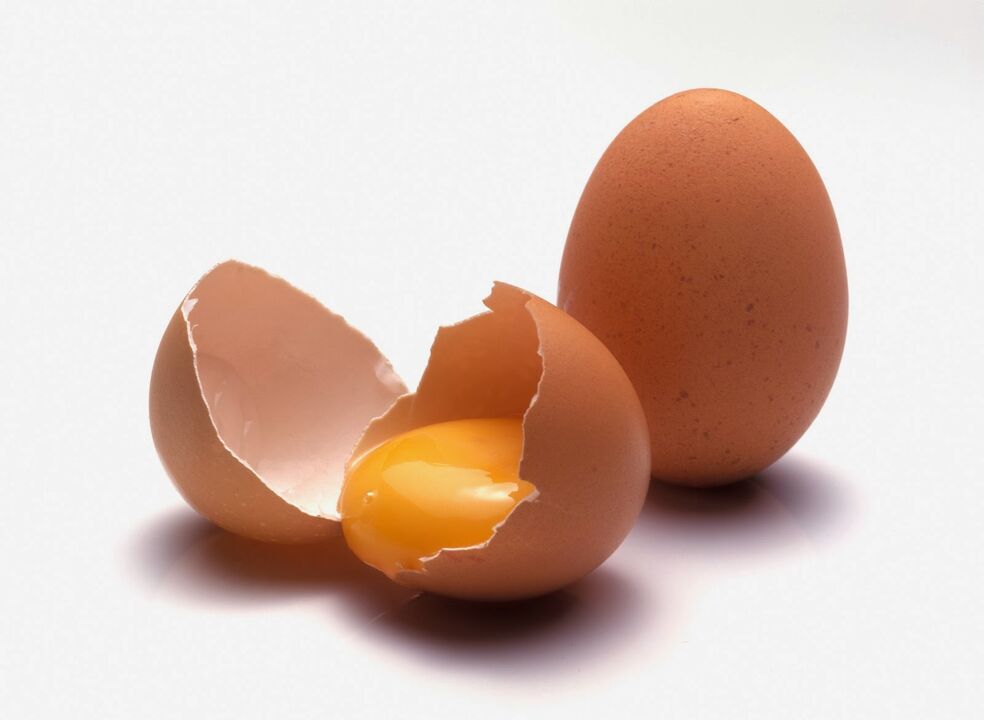 uova di gallina per la potenza maschile